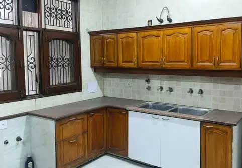 Semi Frurnished House/Floor (1st) for Bachelors for rent - 2BHK