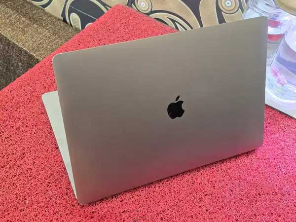Apple MacBook Pro i7 under Rs25000 in Greater Noida