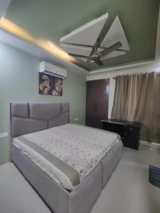 3-BHK Fully Furnished - Luxury Flat near Gaur City Mall