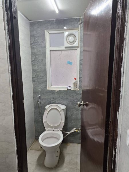 1BHK Flat with 1 Almirah and 2 Study Table