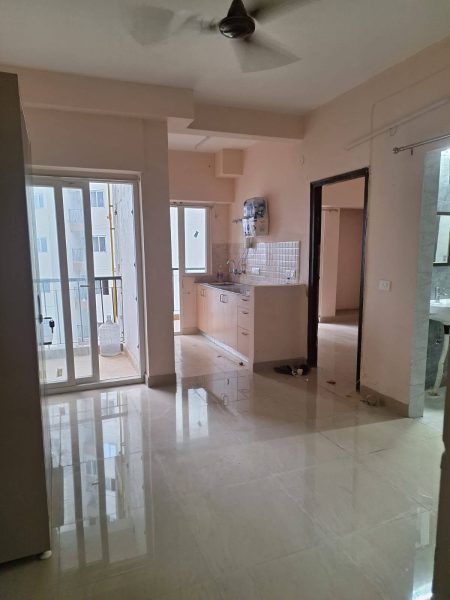 1BHK Flat with 1 Almirah and 2 Study Table