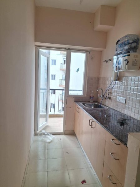 1BHK Flat with 1 Almirah and 2 Study Table