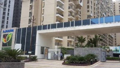 Flats available for sale in Ajnara Le Gardern in Greater Noida