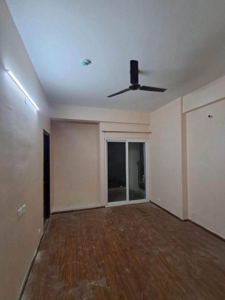 2-BHK Flat available for rent near Ek Murti