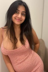 College girls want to meet boys for friendship and fun