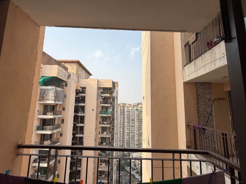 Female Flatmate Wanted / Rent 9500 per month / Maid also available